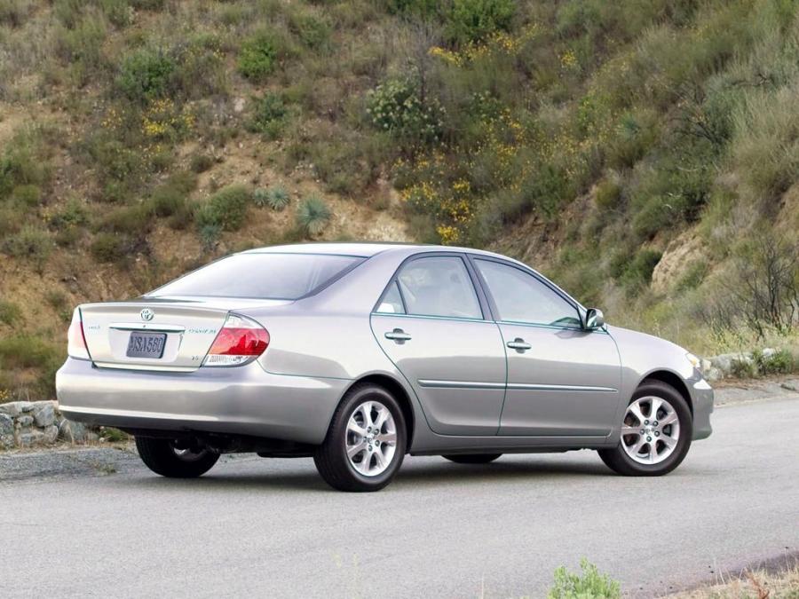  Toyota Camry SE 2004 года  (US) (фото 5 из 12)